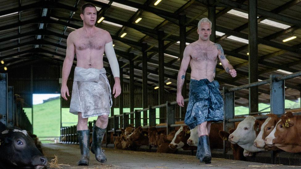 Ewan McGregor and Jonny Lee Miller in T2: Trainspotting