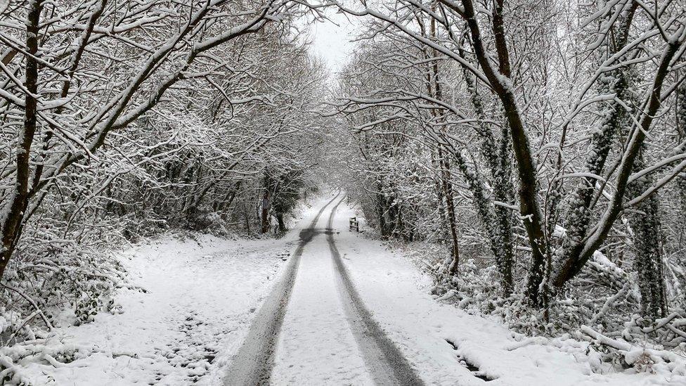 The mountain road between Pontypridd and Llanwonno