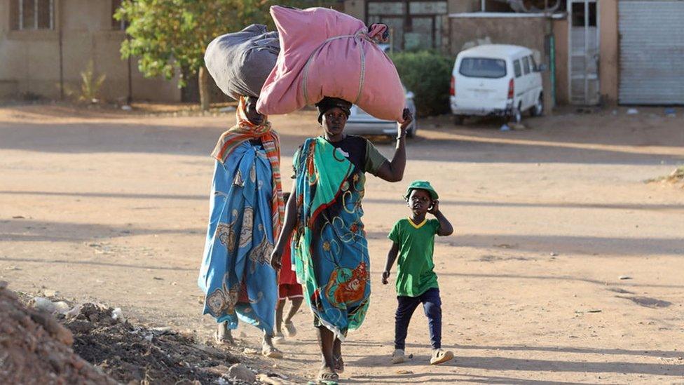 people-in-Sudan-walking.