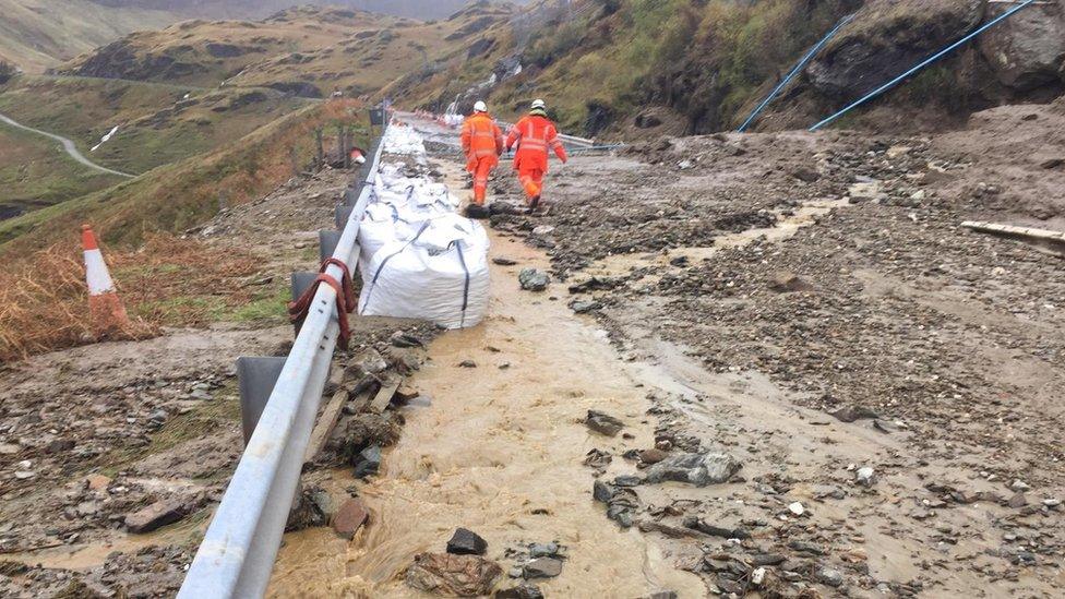 New debris on A83