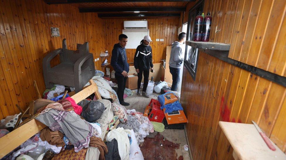 Palestinians at site of gun battle in Jericho (06/02/23)