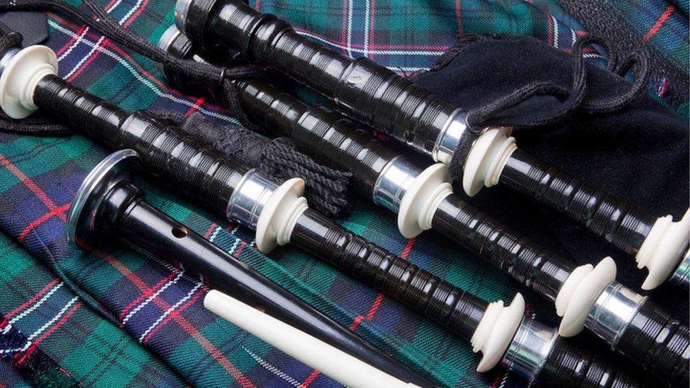 bagpipes