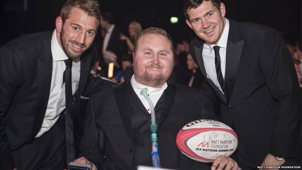 Matt Hampson with Chris Robshaw and Alex Goode