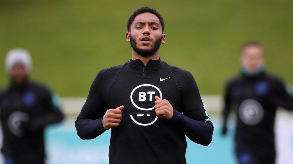 Joe-Gomez-training.