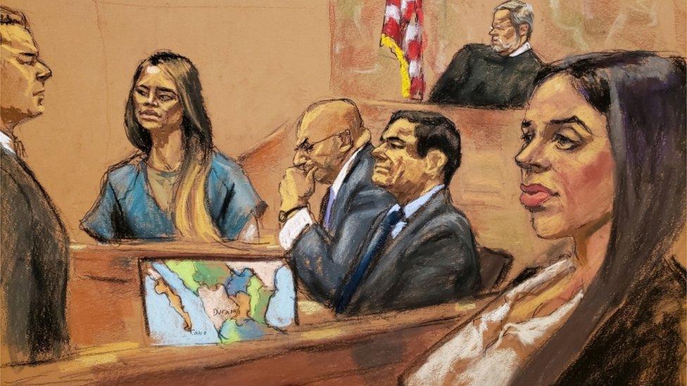 Lucero Guadalupe Sanchez Lopez, girlfriend (2nd L) of accused Mexican drug lord Joaquin "El Chapo" Guzman (2nd R), testifies as Guzman"s wife Emma Coronel (R) looks on from the gallery