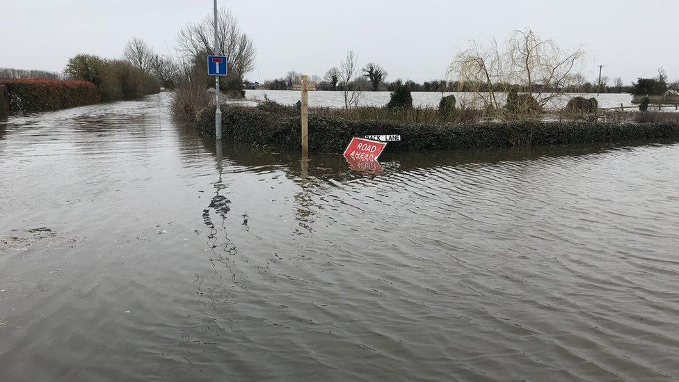 Roads near East Cowick