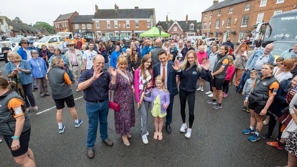 Crowds in Market Bosworth