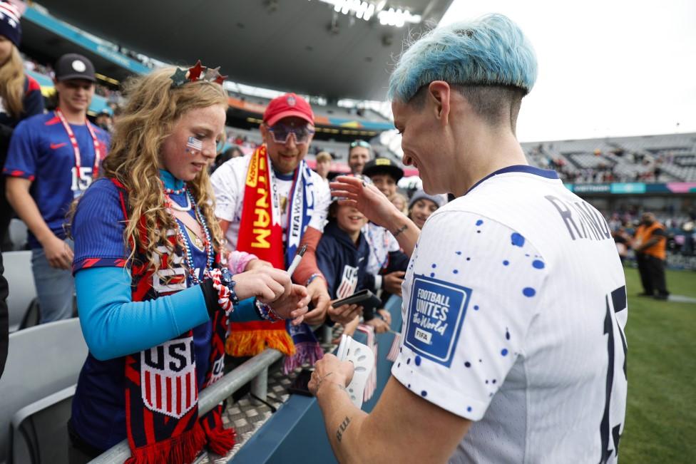 Megan Rapinoe with fans