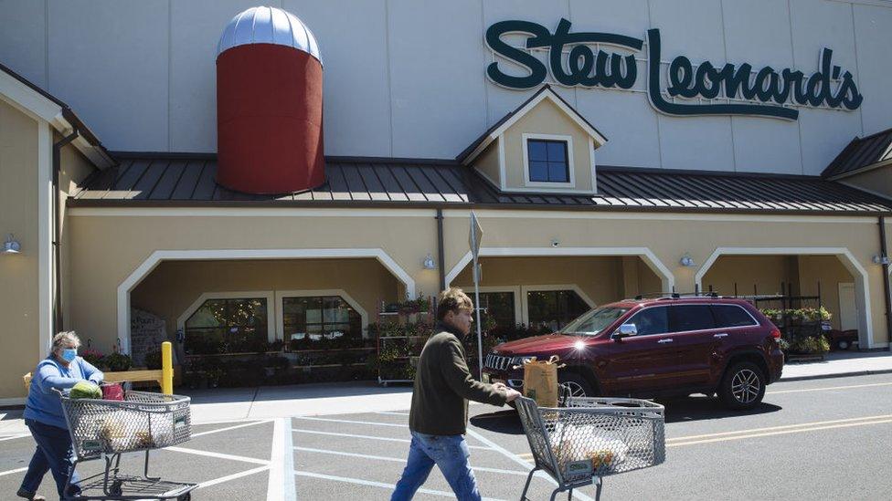 Stew Leonard's grocery store