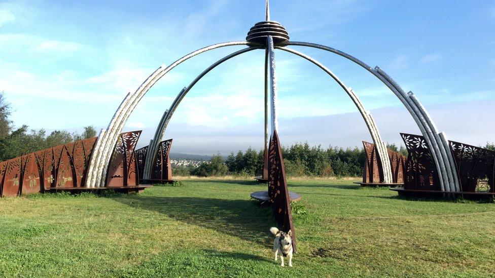 Parc Penallta ger Ystrad Mynach, Caerffili