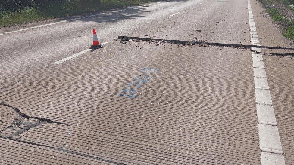 A14 at Haughley shut after cracks appear in road