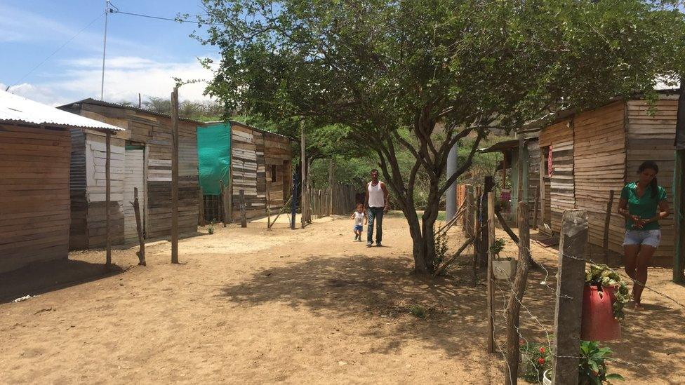 A view of shacks built on the outskirts of Cúcuta