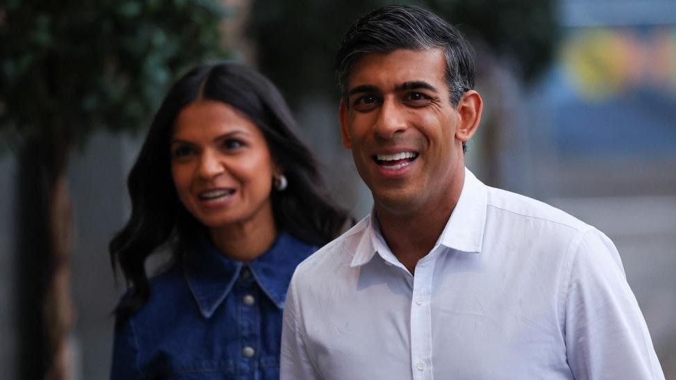 Prime Minister Rishi Sunak and his wife Akshata Murty