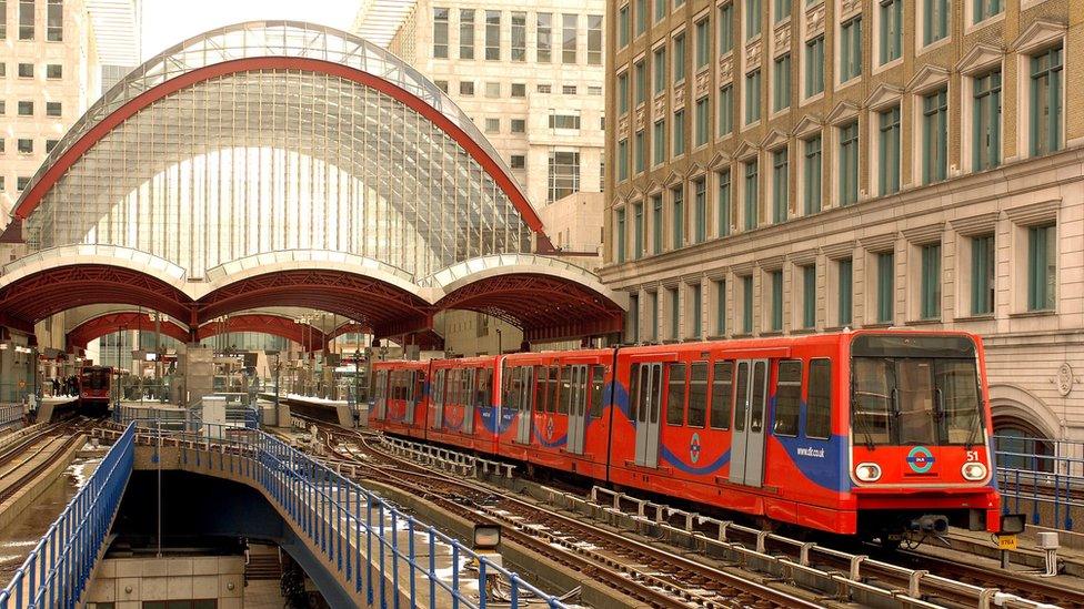 Docklands Light Railway