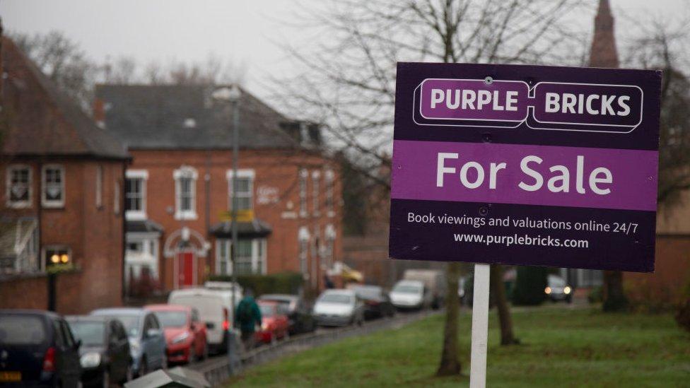 Purplebricks sign