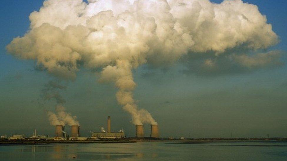 Fiddler's Ferry coal fired power plant in Cheshire