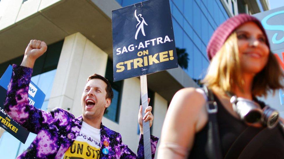 SAG members on strike