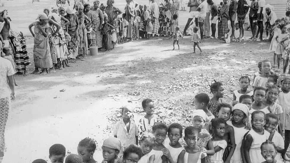 People queuing for smallpox vaccination in Niger 1969