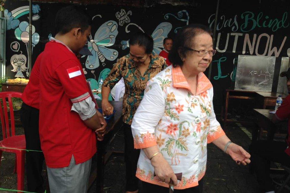 Picture of Chinese Indonesians voting in Jakarta on 19 April 2017