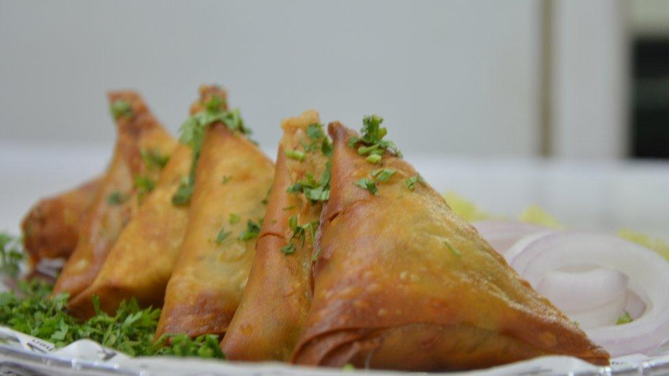 Samosas stuffed with smoked lamb mince, coriander, onion and lemon.