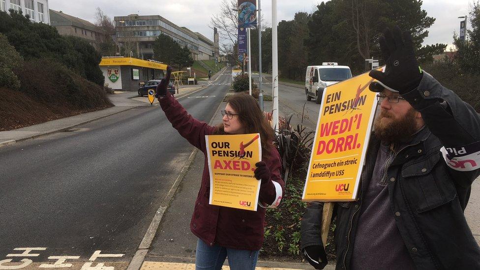 streic pensiynau yn Aberystwyth