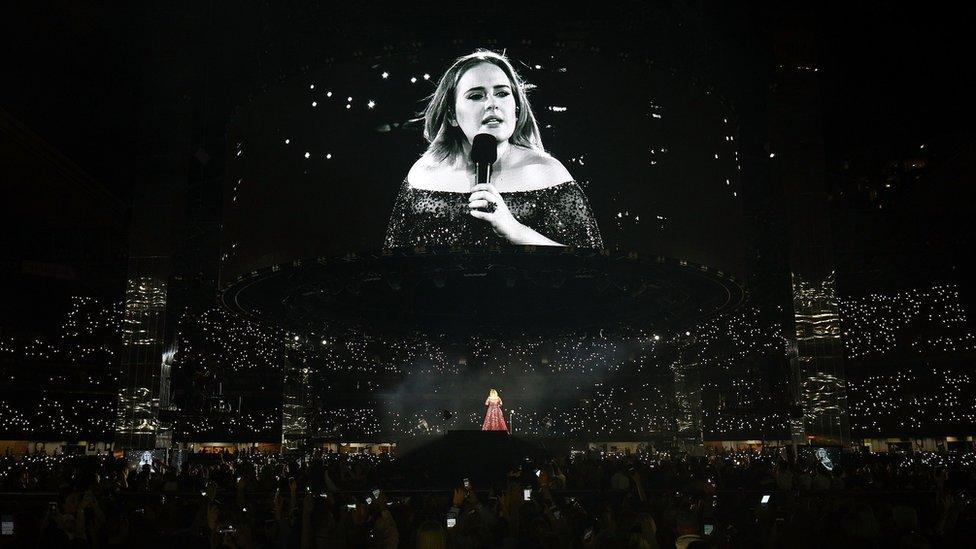 Adele on tour