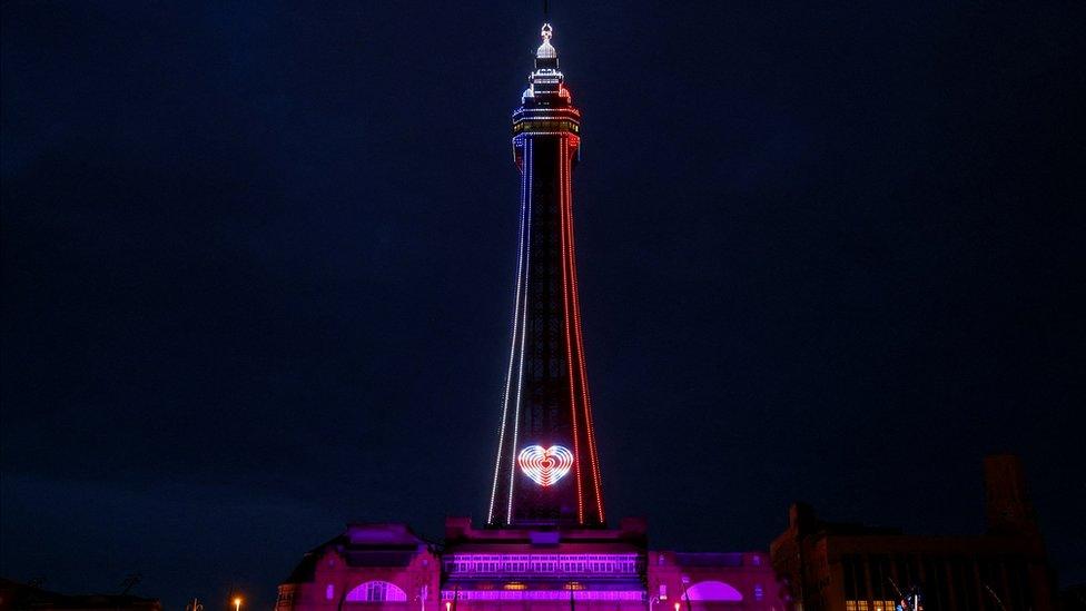 blackpool tower lit up at night