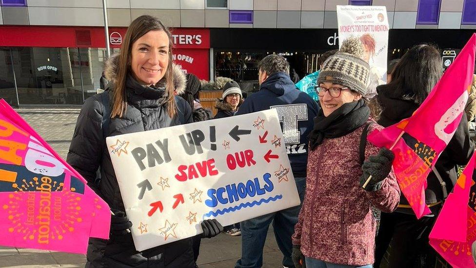 Teacher strike rally in Luton