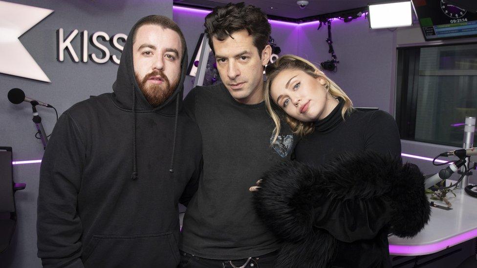 Tom Green, Mark Ronson, Miley Cyrus