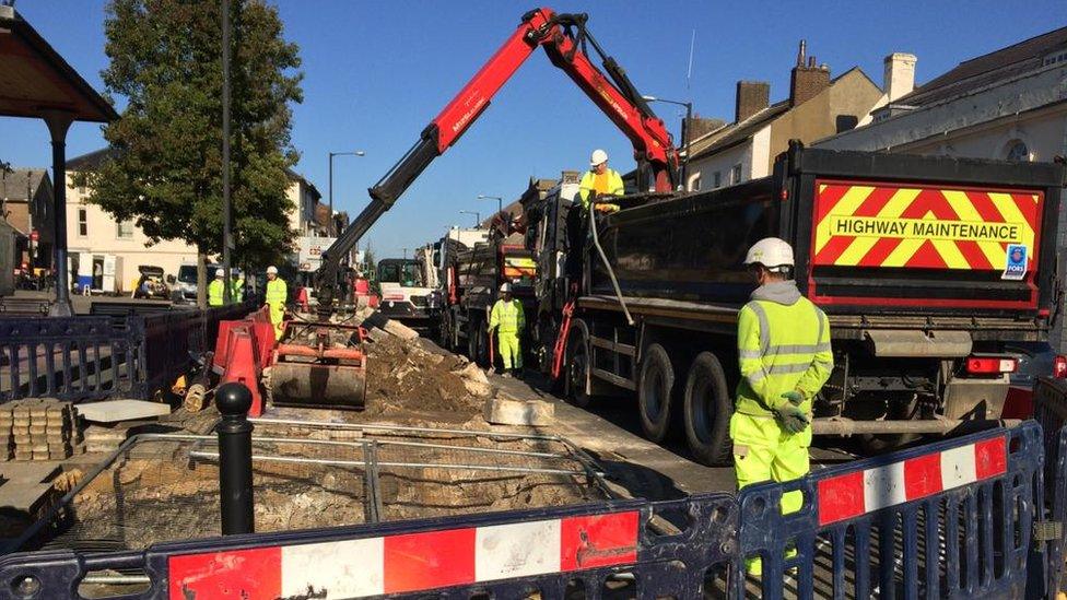 Roadworks in Dunstable