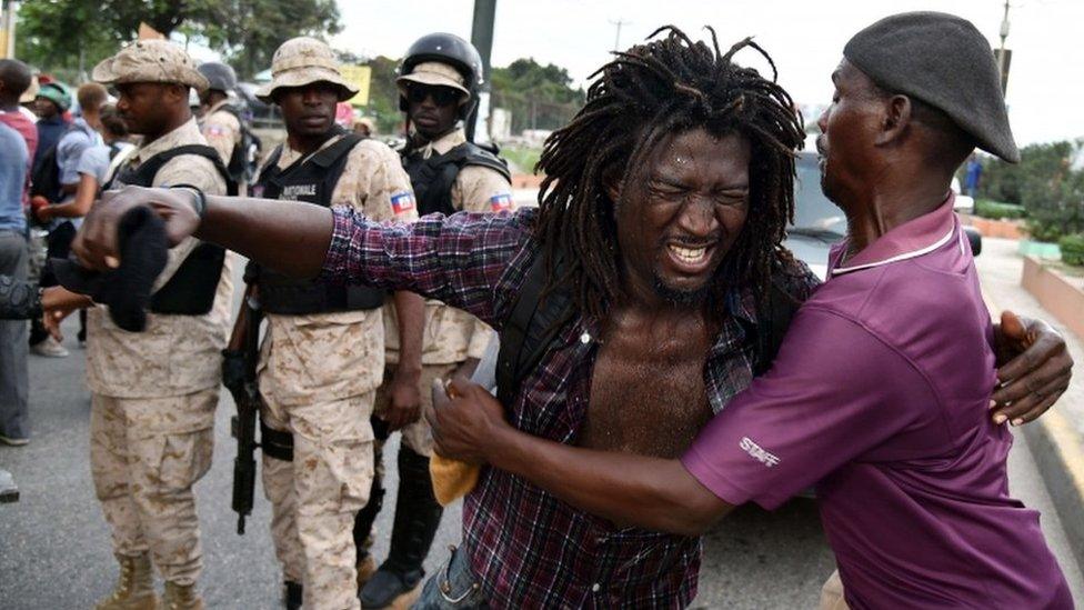 Protester in Haiti, 17 Dec 15