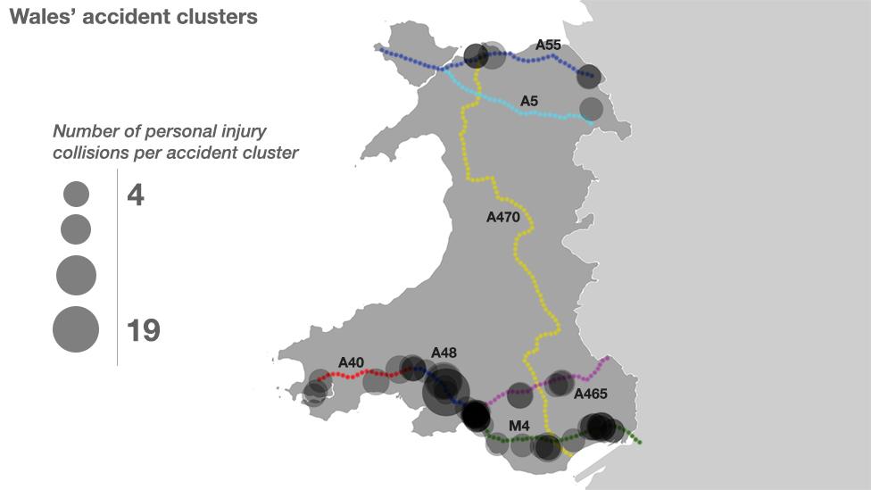 A graphic map showing the 42 spots where there were more than four accidents between 2012-2014 within 100 sqm