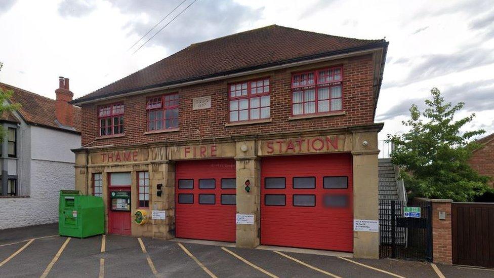 Thame fire station