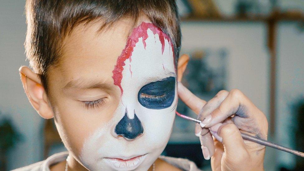 Child-halloween-facepaint.