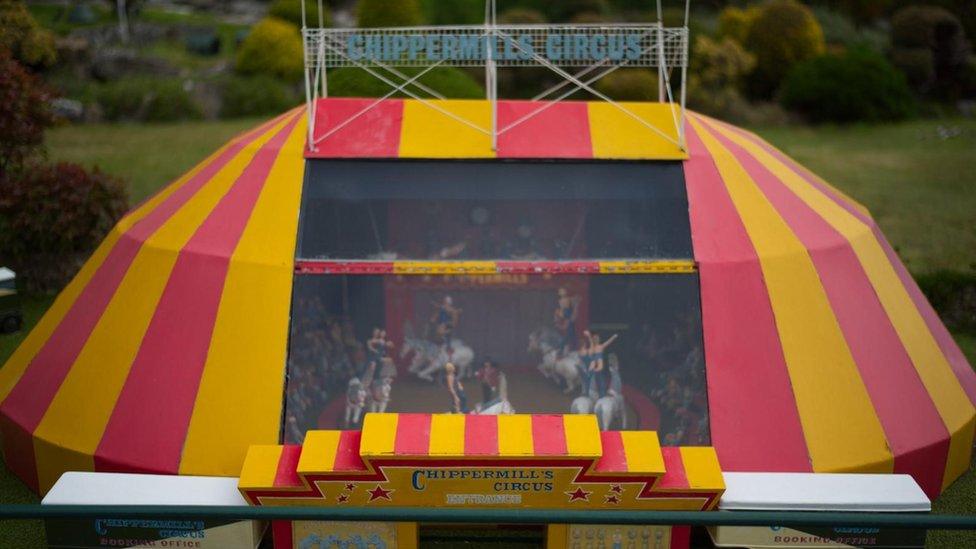 Bekonscot circus