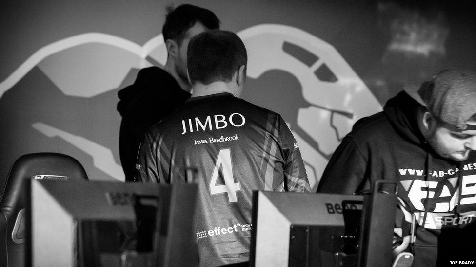 Jimbo at the Halo World Championship 2017 Qualifiers