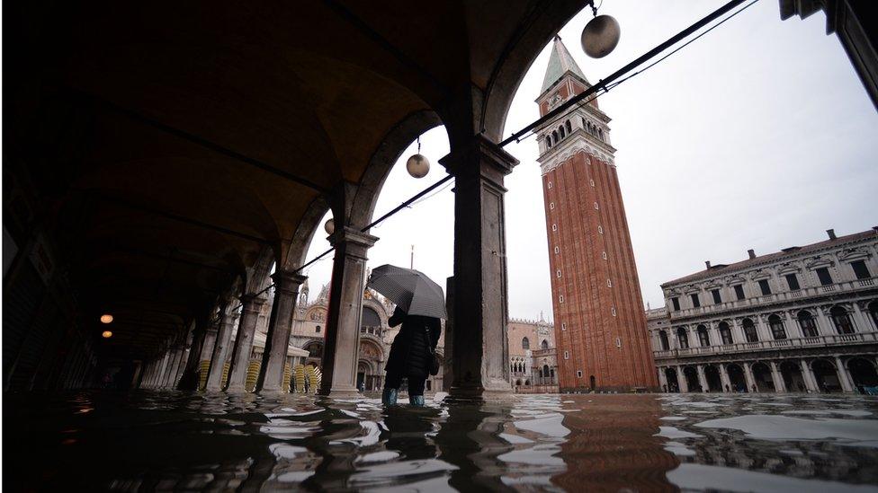 venice-floods-2019