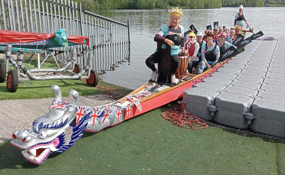 The Manchester Dragoneers boat team