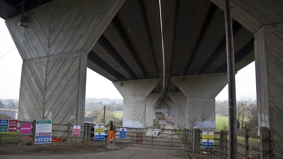 M25 viaduct at Kings Langley