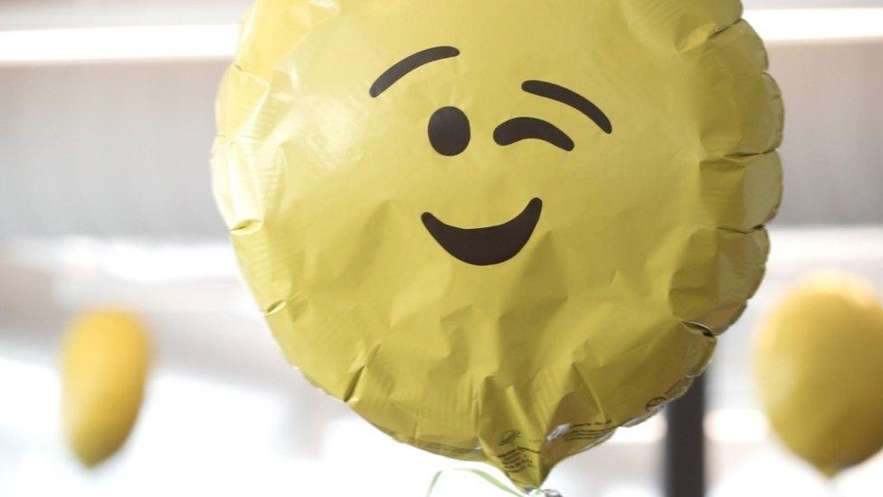 Emoji balloon