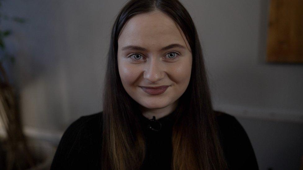 Photo of 17 year old Oleksandra Shuliatieva