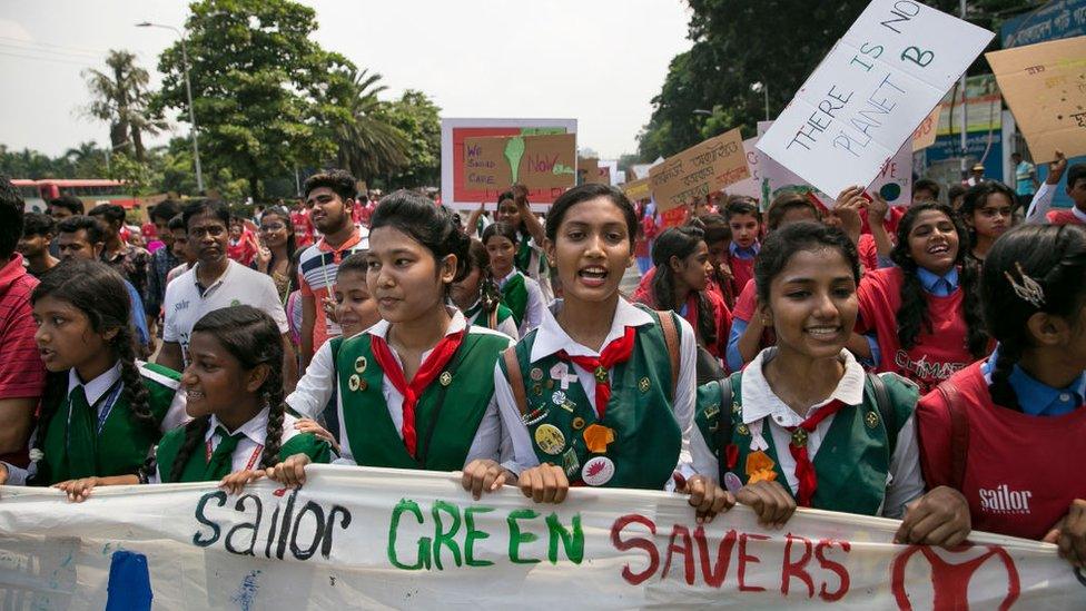 bangladeshi-school-children