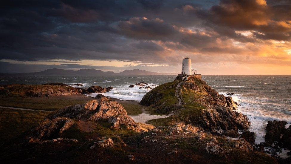 Ynys Llanddwyn