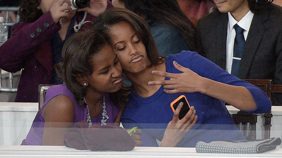 Obama daughters take a selfie at inaugural parade, 2013