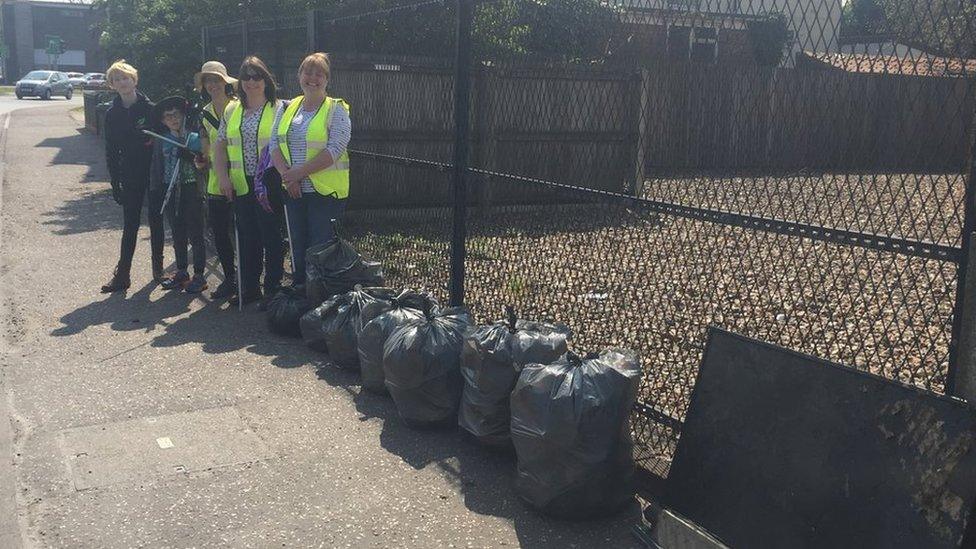 Nadia Sparkes on litter pick