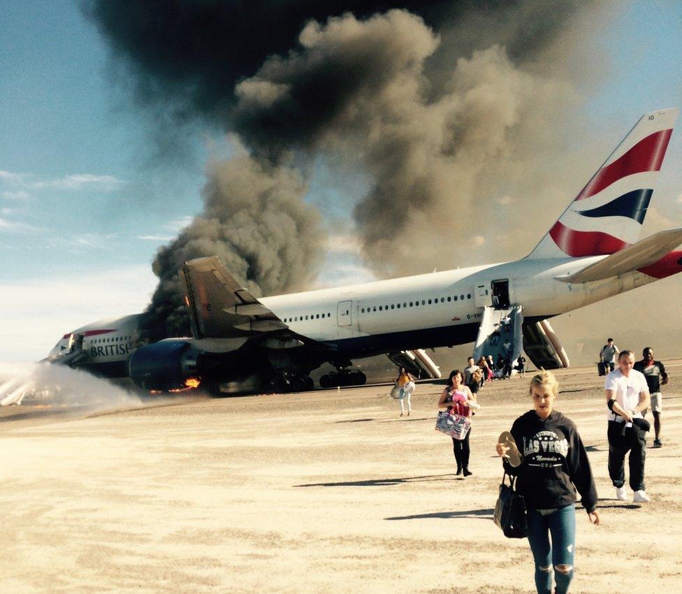 Passengers flee plane 09 September 2015