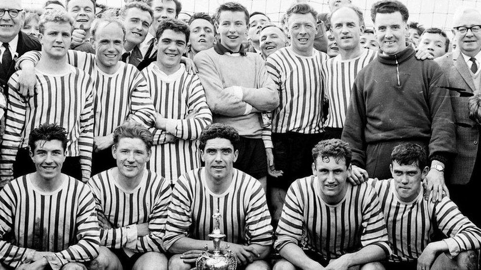 Derry City irish cup winning team of 1964. Jimbo Crossan is standing third from left.