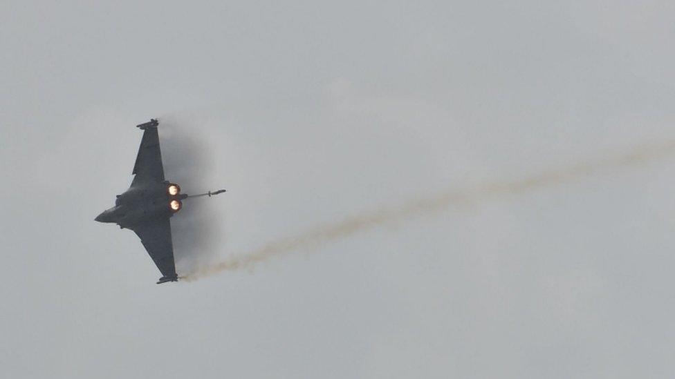 A French Rafale jet