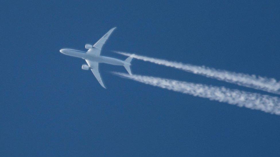 contrail