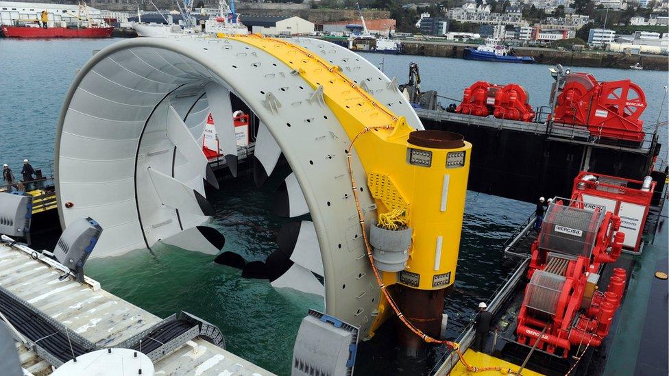 Hydroelectric motor in Brest Harbour, France